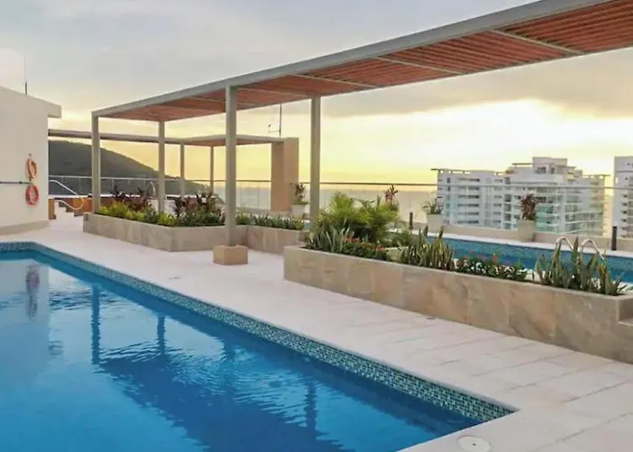 Encantador Apartamento Salguero Suites